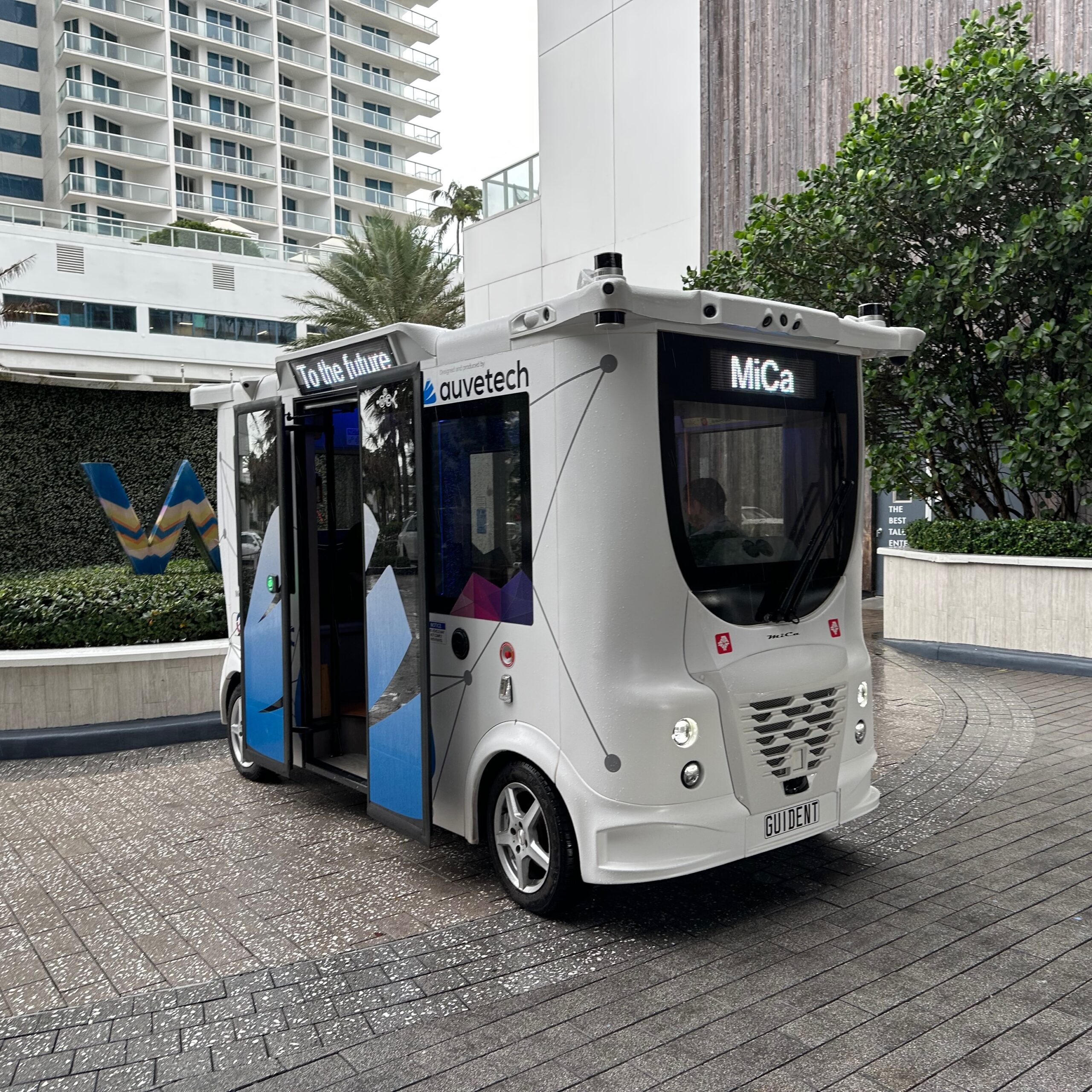 Autonomous people mover transporting passengers on a fixed route