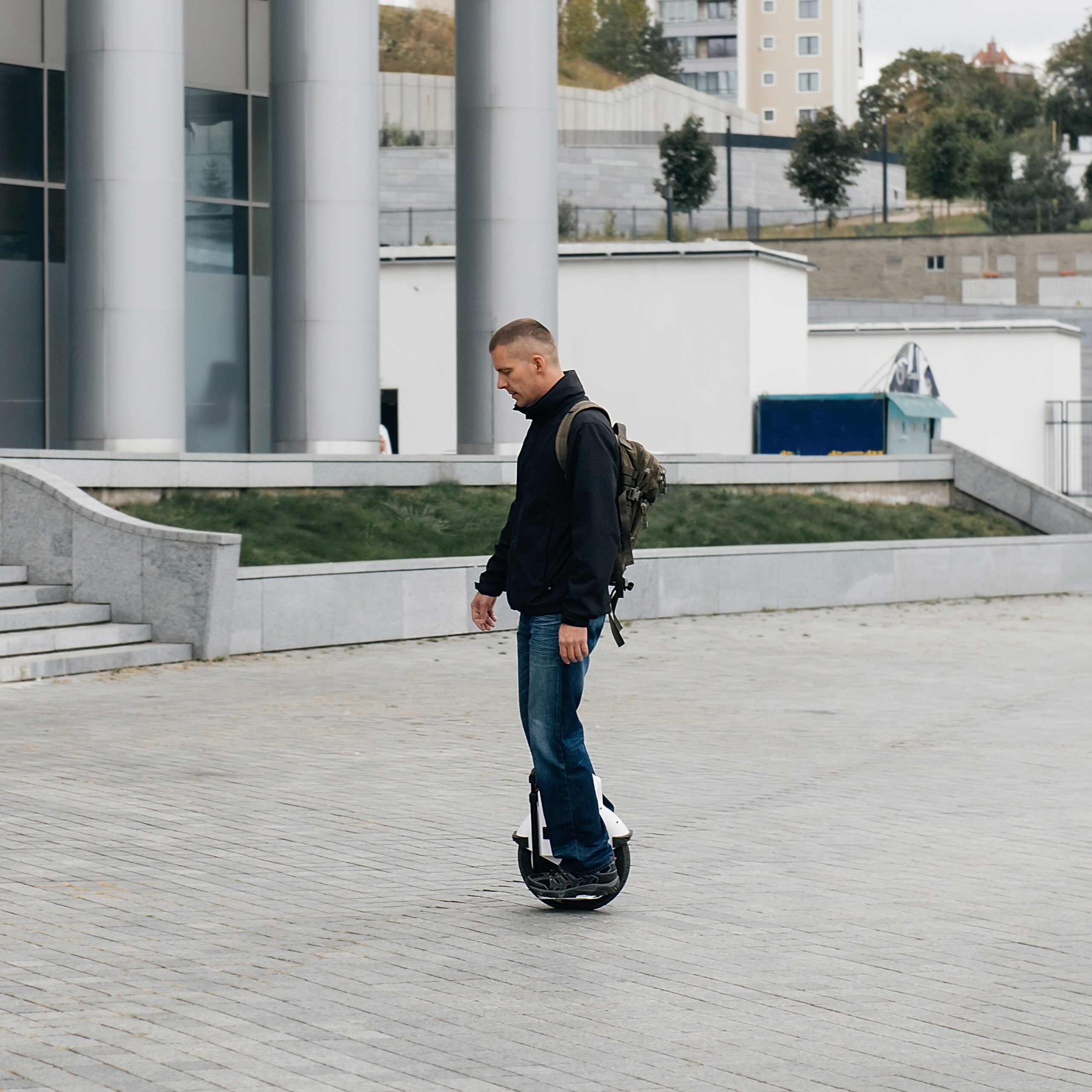 Electric unicycle used for personal transportation