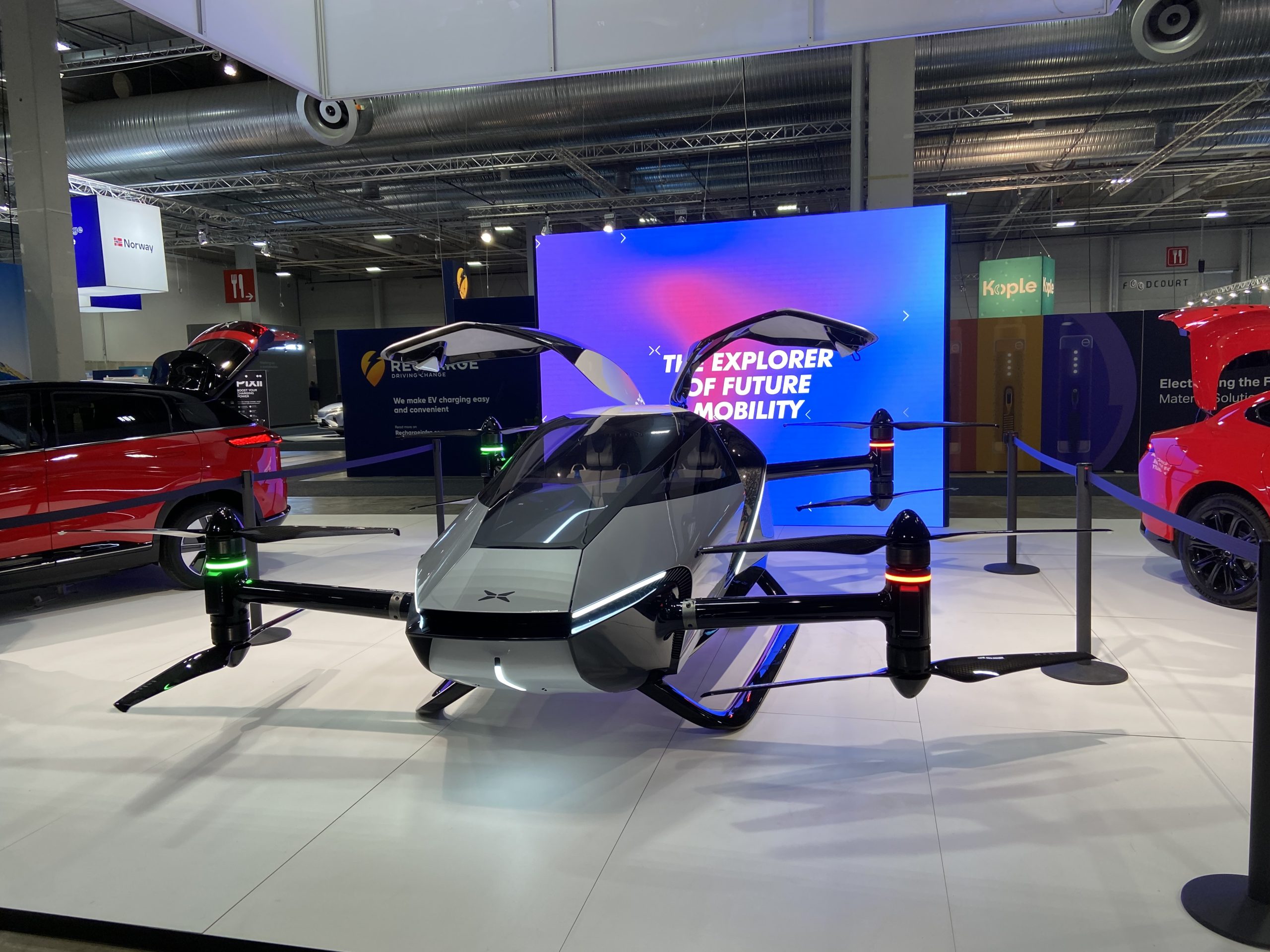 Electric vertical takeoff and landing aircraft used for urban air mobility